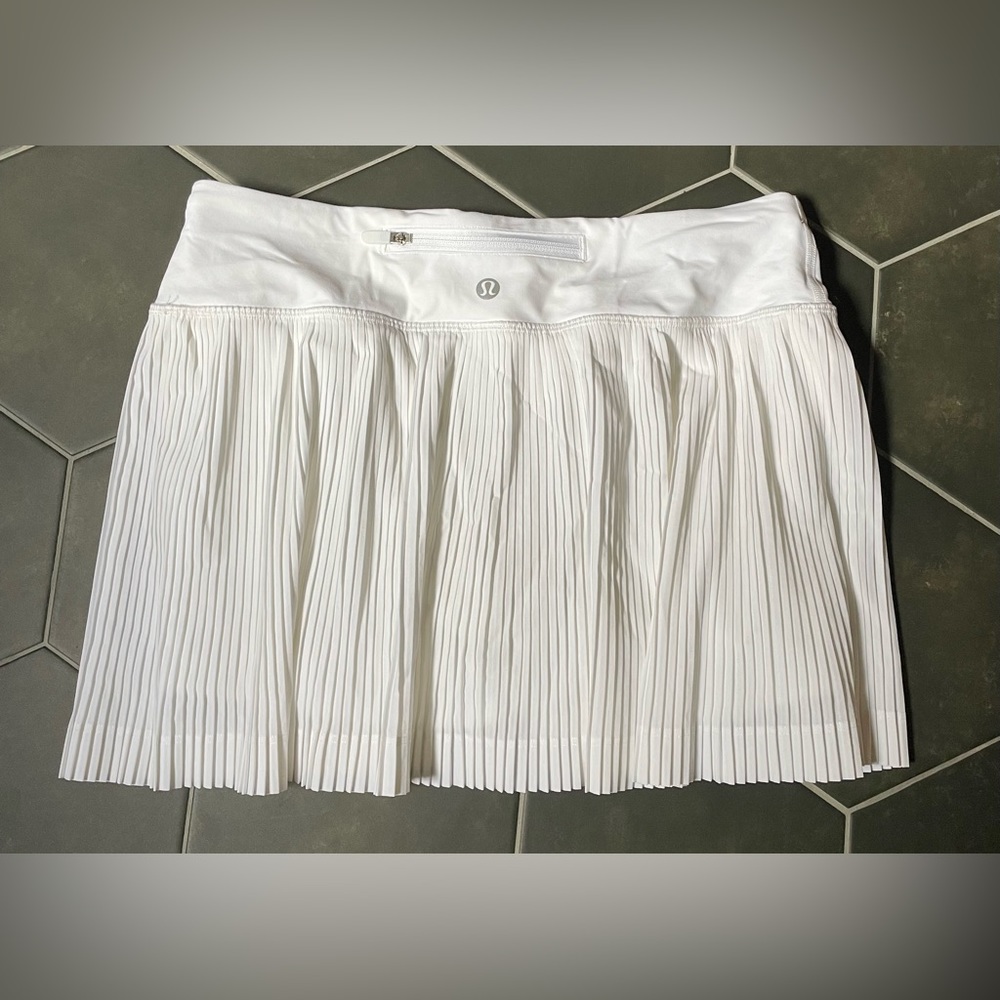 Lululemon tennis skirt skort size 4